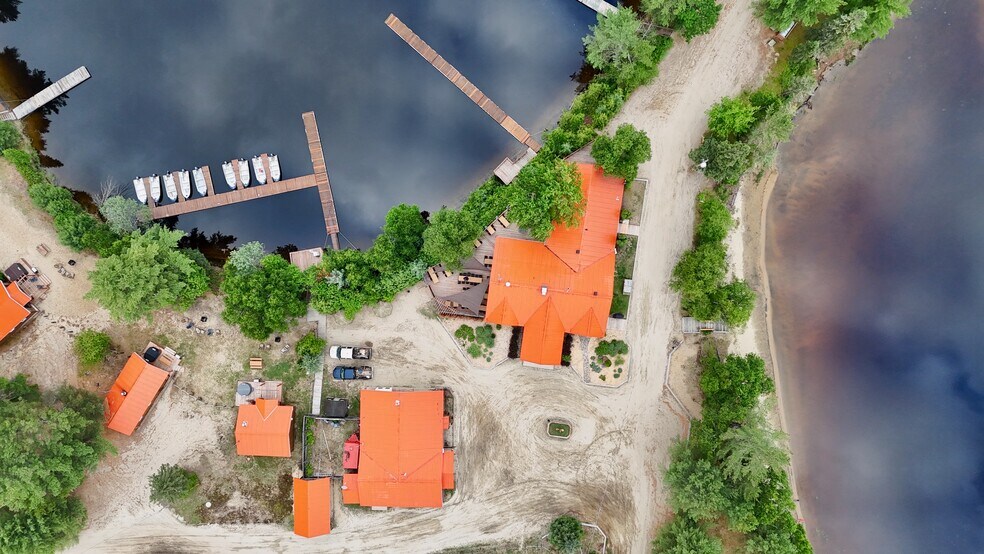 More Photos Of 55 Ch De L'oasis, Ferme-neuve Hotel For Sale