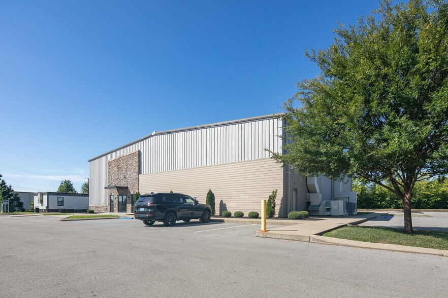 More Photos Of 210 New Coleman Ln, Georgetown Warehouse For Sale
