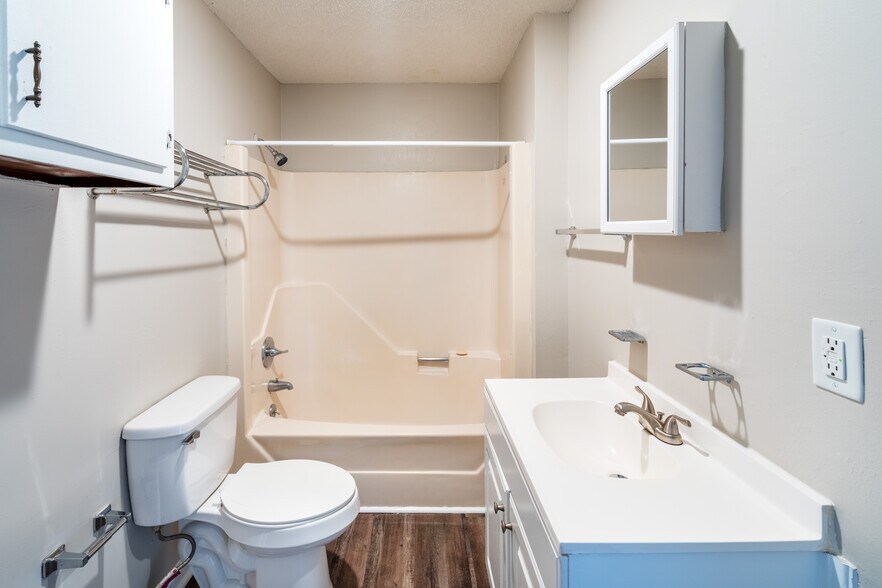 More Photos Of 221 W Virginia St, Rocky Mount Apartments For Sale