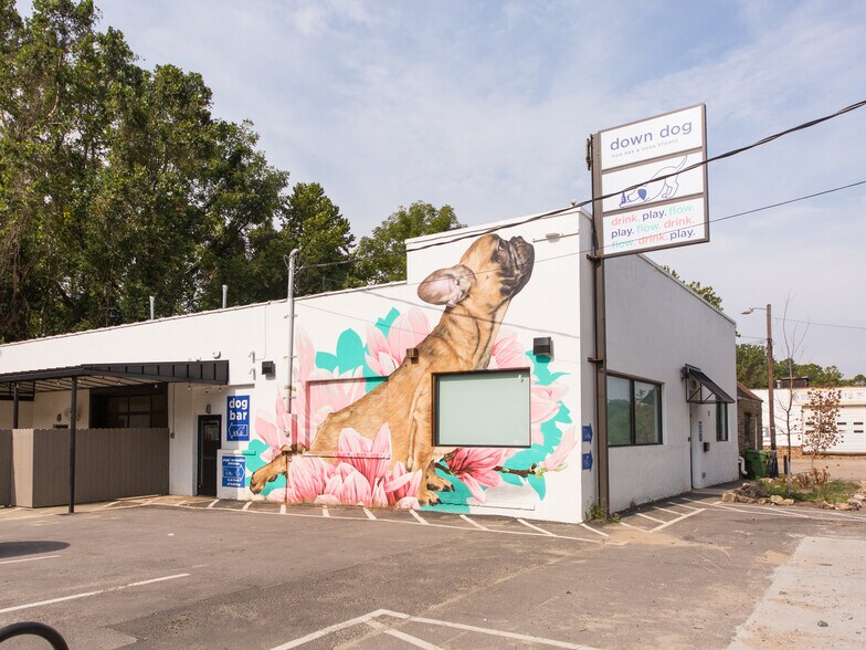 More Photos Of 51 Sweeten Creek Rd, Asheville Freestanding For Lease