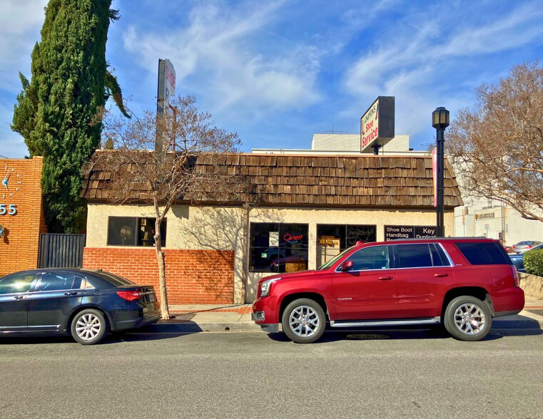 Primary Photo Of 265 E Orange Grove Ave, Burbank Medical For Lease