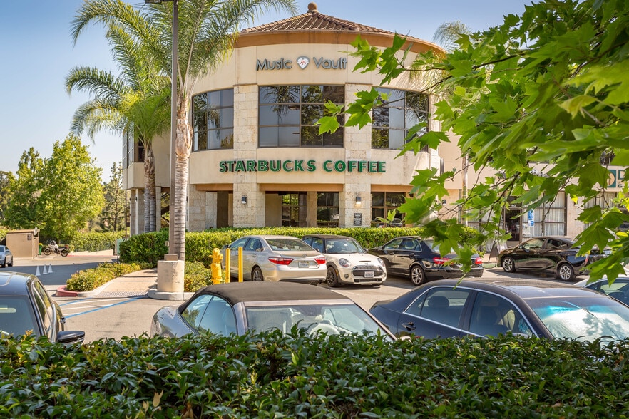 Primary Photo Of 26342 Oso Pky, Mission Viejo Storefront Retail Office For Lease
