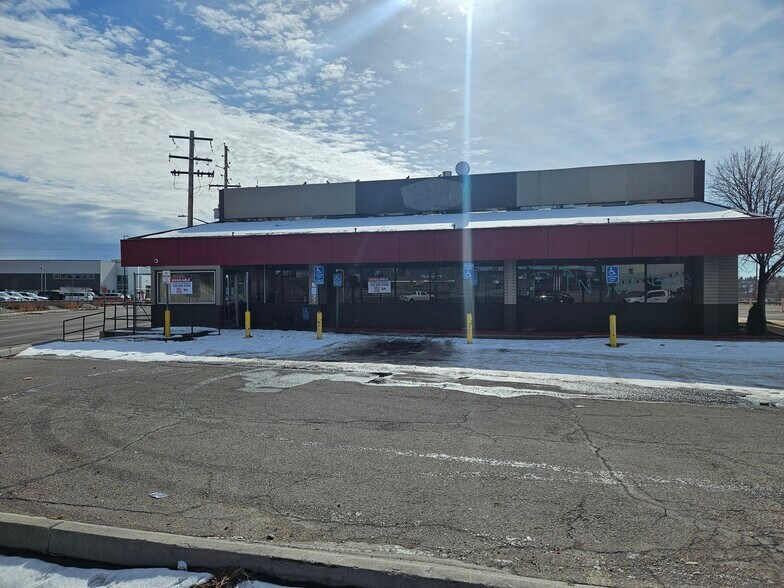 More Photos Of 900 W Alameda Ave, Denver Restaurant For Sale