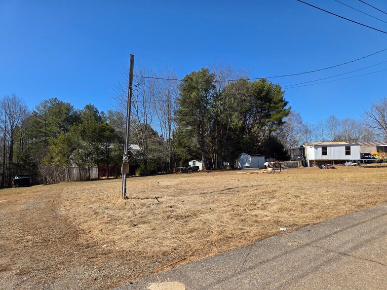 More Photos Of 15 Spruce Pine ln, Bassett Land For Sale