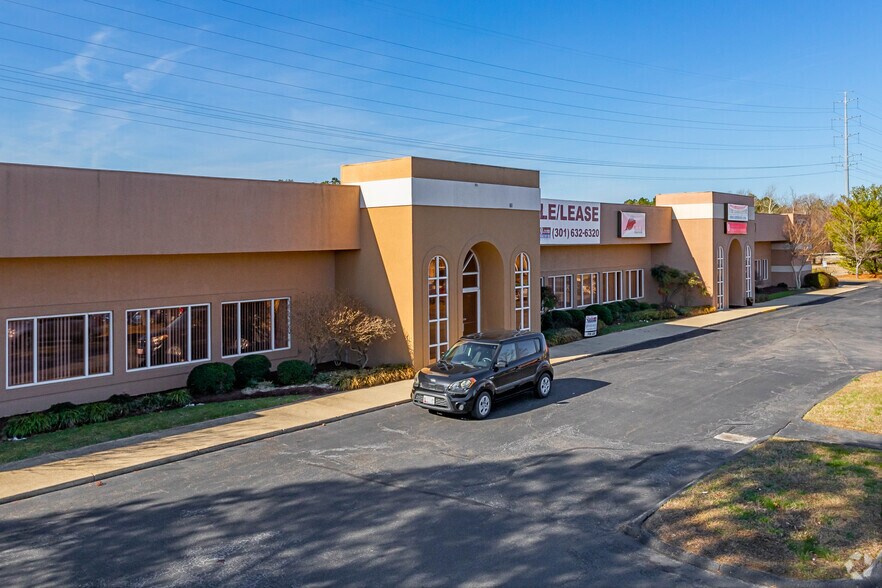 More Photos Of 22685 Three Notch Rd, California Medical For Sale