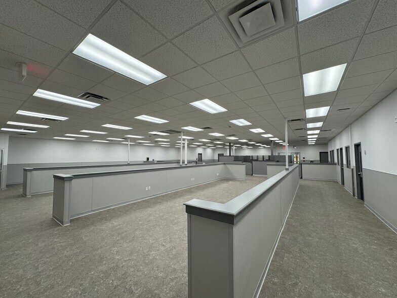 More Photos Of 22981 Hall Rd, Woodhaven Drugstore For Sale