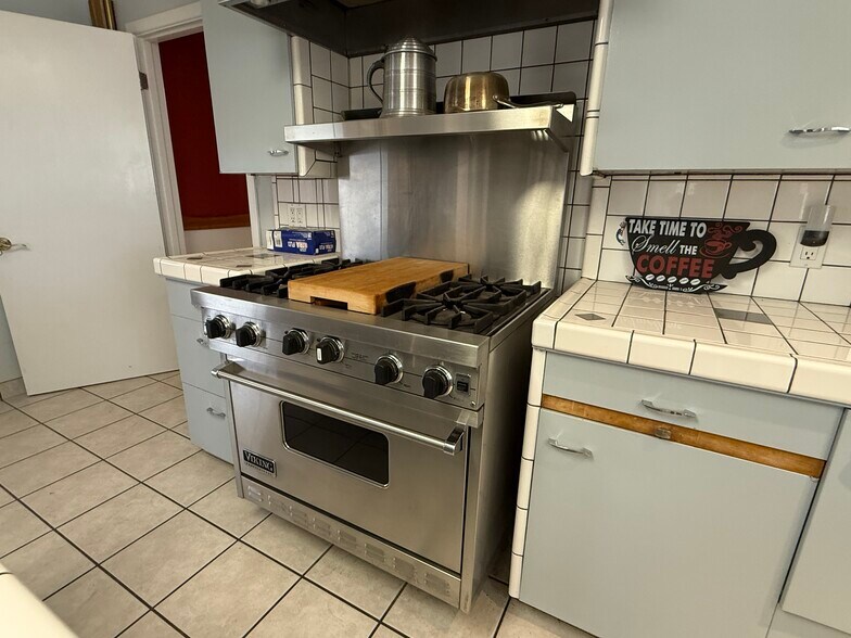 More Photos Of 8610 HWY 17, Balmorhea Specialty For Sale