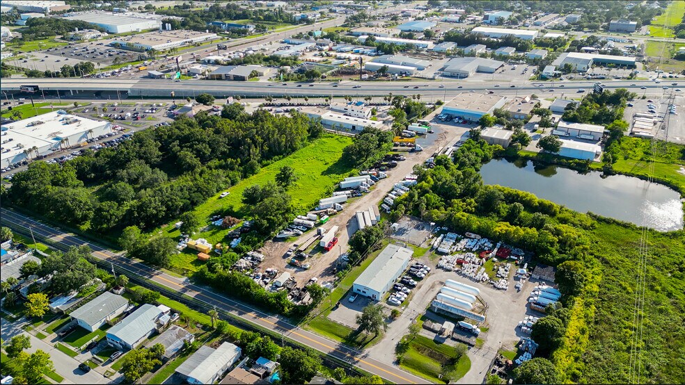 More Photos Of 13755 U.S. Highway 19 N, Clearwater Warehouse For Lease