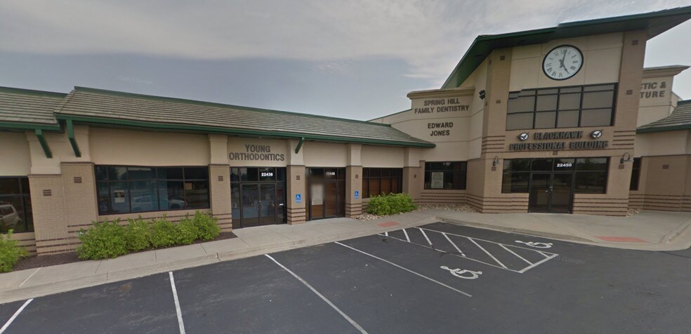 More Photos Of 22450 S Harrison St, Spring Hill Medical For Lease