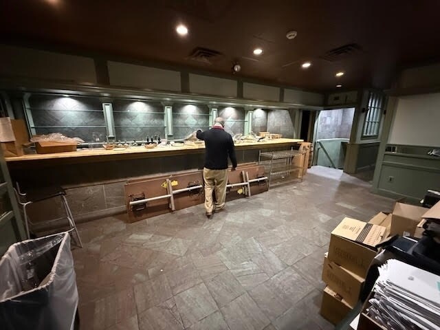 More Photos Of 888 Main St, Waltham Restaurant For Lease