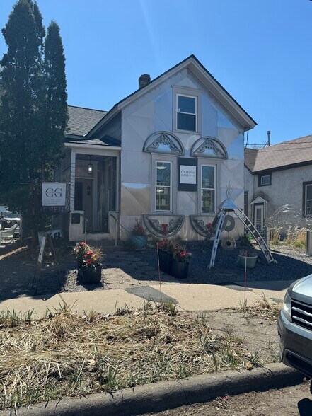 More Photos Of 168 13th Ave NE, Minneapolis Storefront Retail Office For Lease