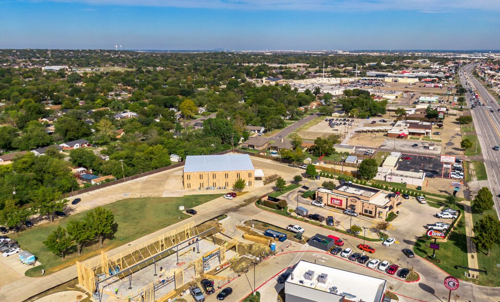 More Photos Of 820 SW Wilshire Blvd, Burleson Office For Sale
