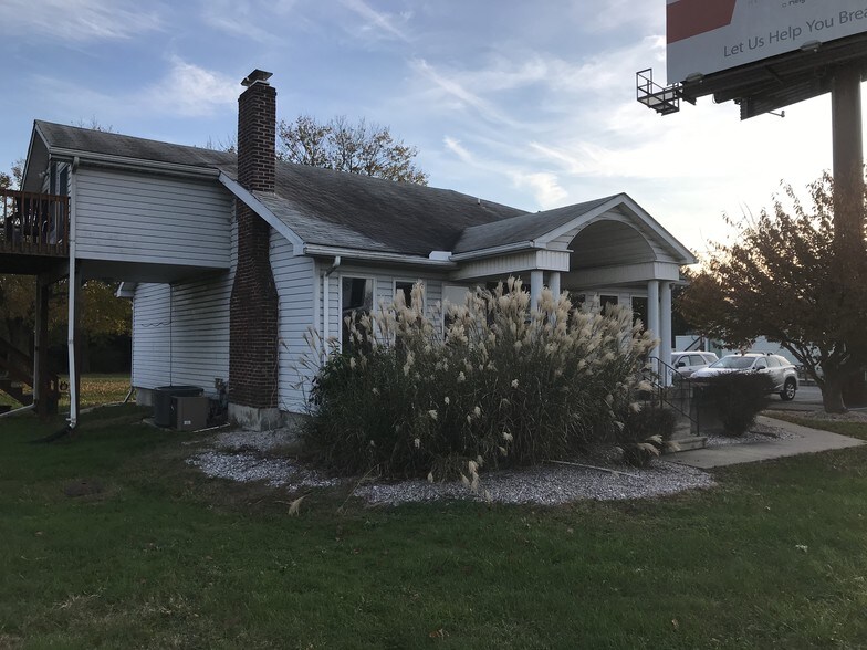 More Photos Of 904 E Pulaski Hwy, Elkton General Retail For Sale