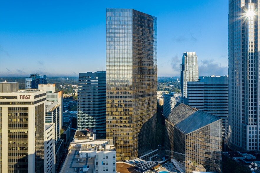 More Photos Of 101 S Tryon St, Charlotte Office Residential For Lease