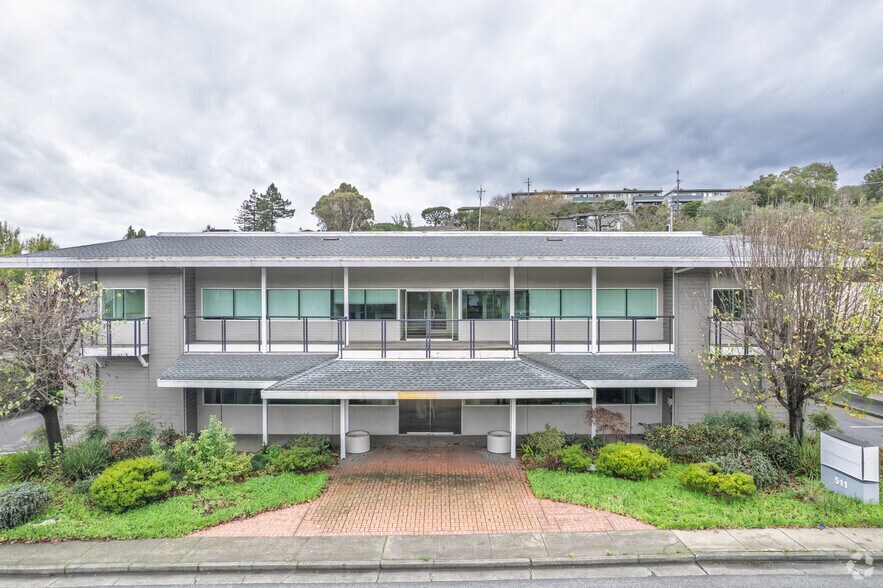 More Photos Of 511 Sir Francis Drake Blvd, Greenbrae Office For Sale