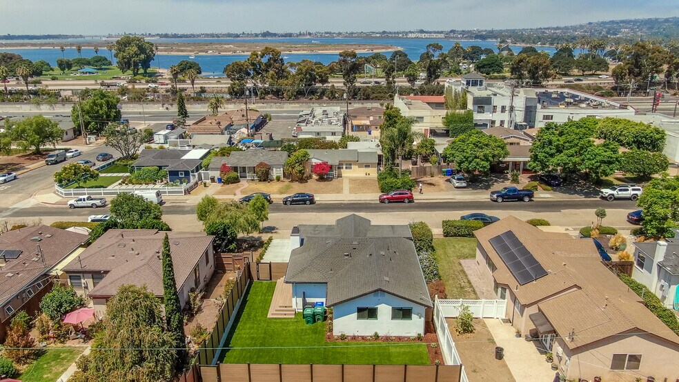 More Photos Of 2419 Chicago St, San Diego Apartments For Sale