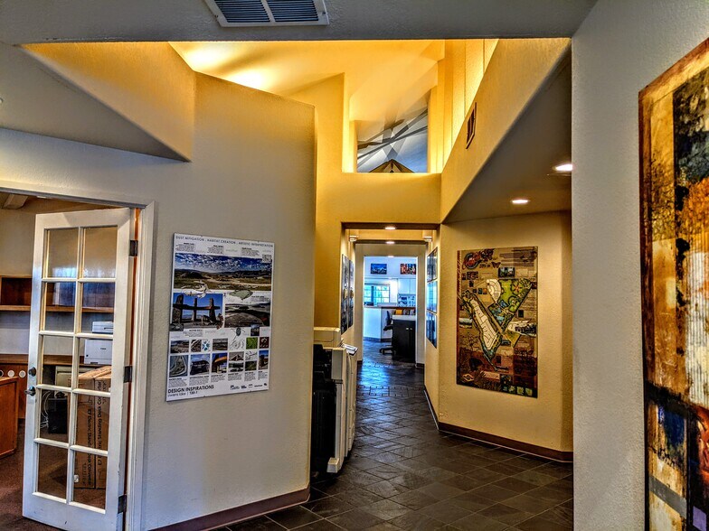 More Photos Of 3151 Airway Ave, Costa Mesa Medical For Lease