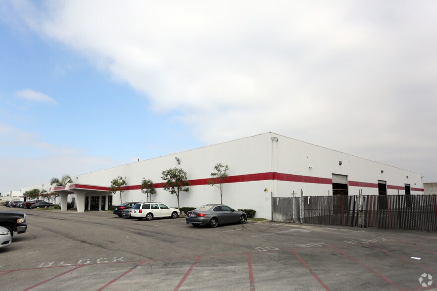 Primary Photo Of 1177 N Grove St, Anaheim Manufacturing For Lease