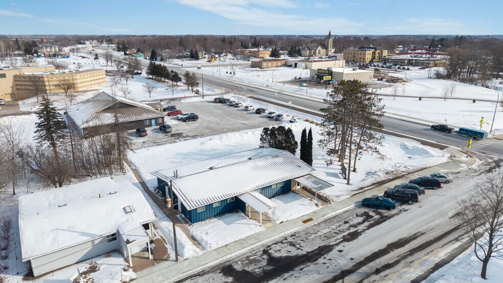More Photos Of 400 Broadway Ave N, Foley Office For Sale