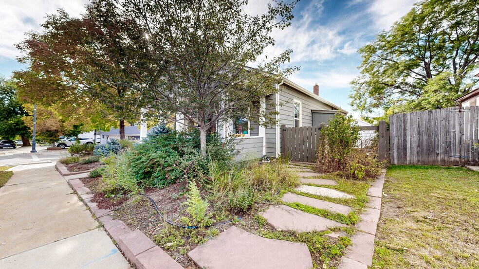 More Photos Of 100 W Cleveland St, Lafayette Office Residential For Sale