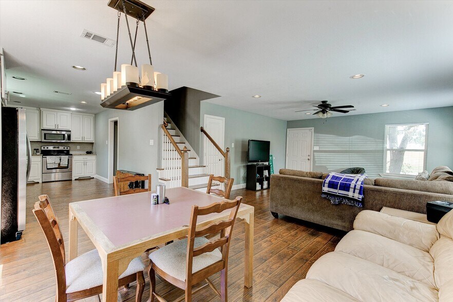 More Photos Of 3201 Forest Park Blvd, Fort Worth Apartments For Sale