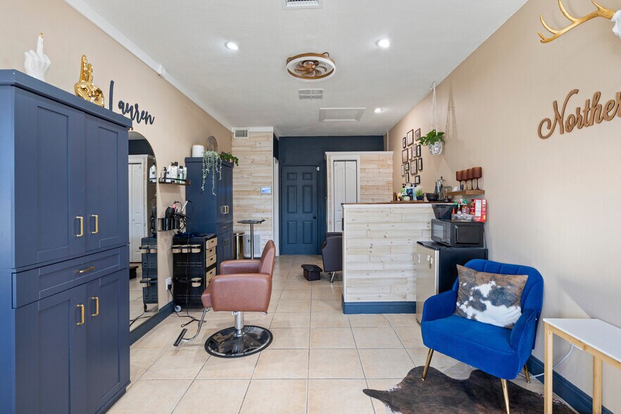 More Photos Of 599 Sherwood Ave, Satellite Beach General Retail For Lease