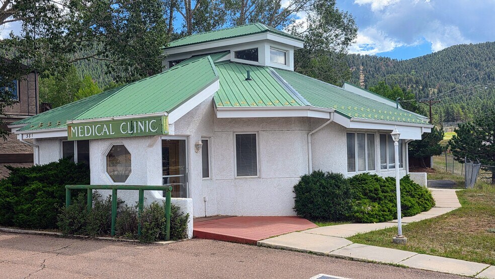 Primary Photo Of 381 Rampart Range Rd, Woodland Park Medical For Sale