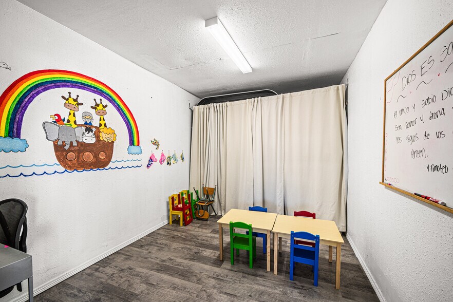 More Photos Of 1021 W 11th St, Pueblo Specialty For Sale