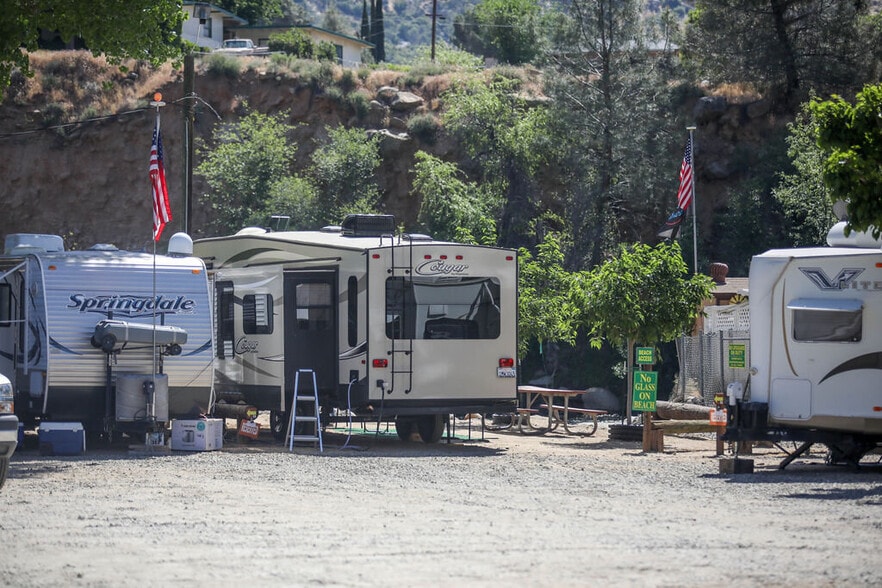 More Photos Of 24 Sirretta St, Kernville Manufactured Housing Mobile Home Park For Sale