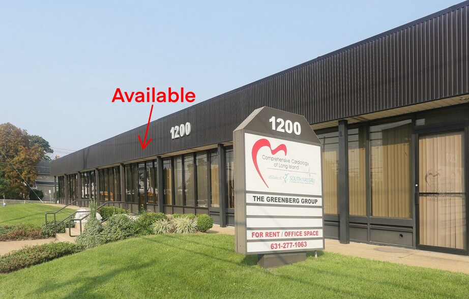 More Photos Of 1200 W Broadway, Hewlett Medical For Lease