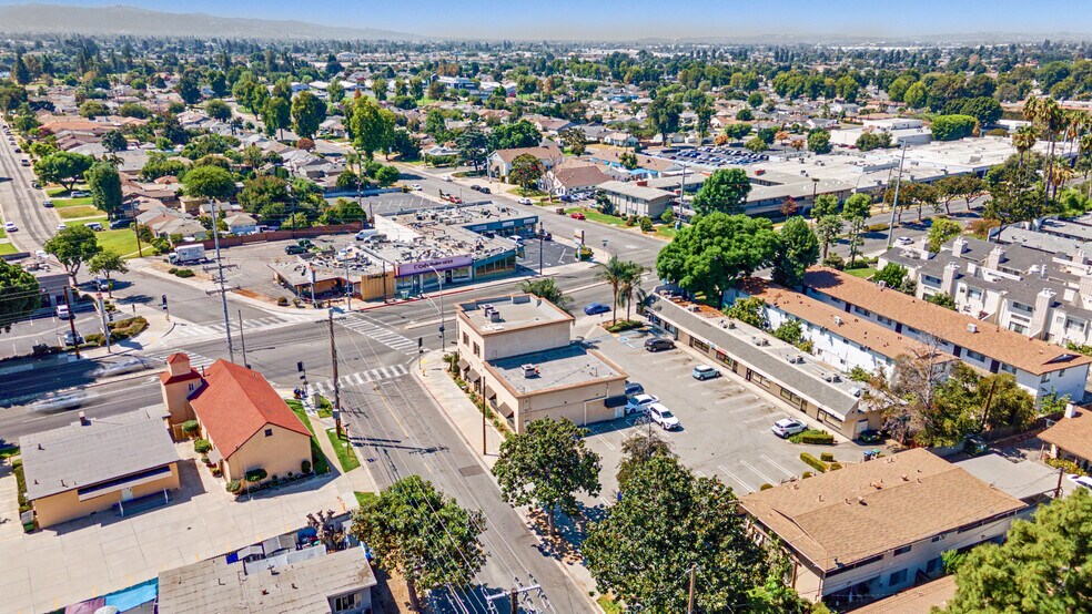 More Photos Of 2521-2523 S 6th Ave, Arcadia Apartments For Sale