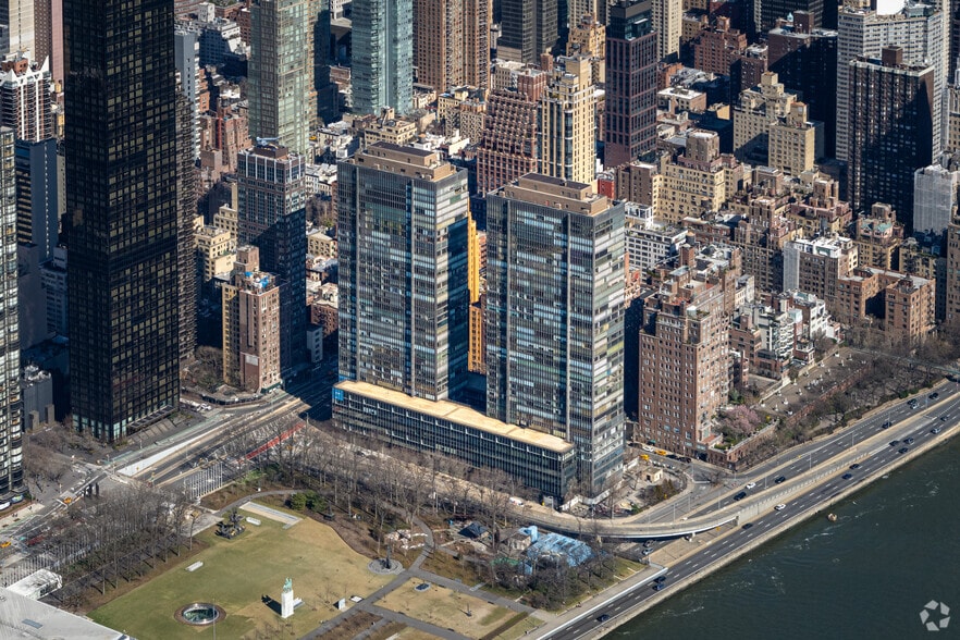 More Photos Of , New York Office For Sale