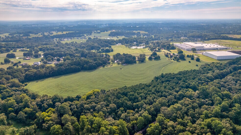 More Photos Of 1585 Railroad Ave, Albertville Land For Sale