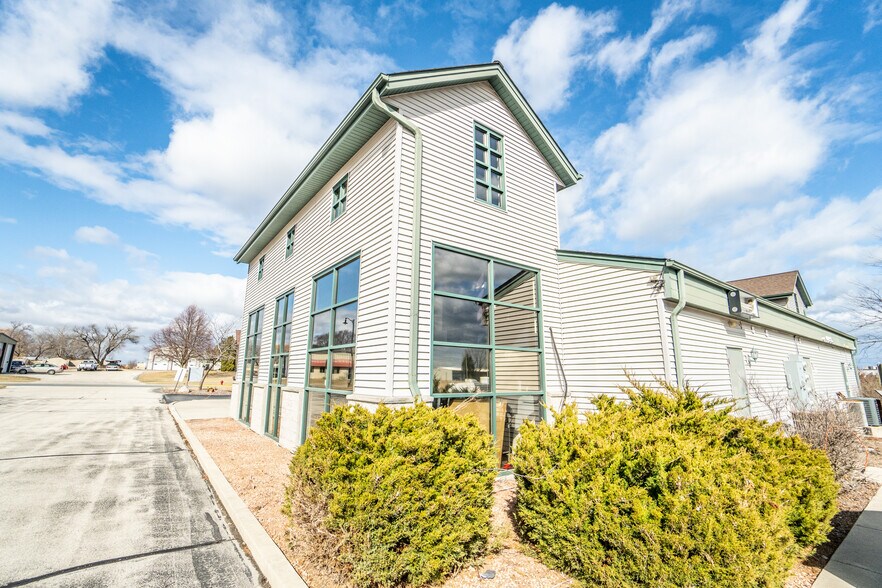 More Photos Of 119-139 Main St, Belgium Freestanding For Sale