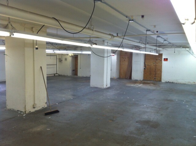 More Photos Of 4320 35th St, Long Island City Warehouse For Lease