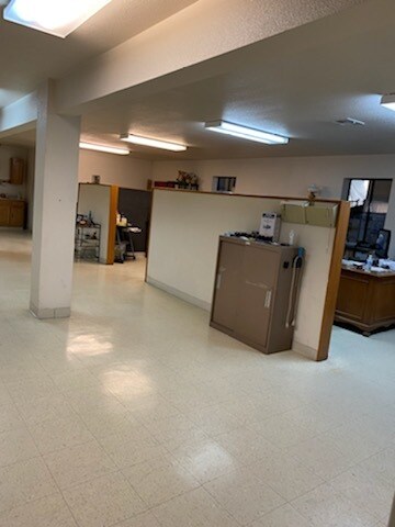 More Photos Of 2910 Commerce St, Pahrump Industrial For Sale