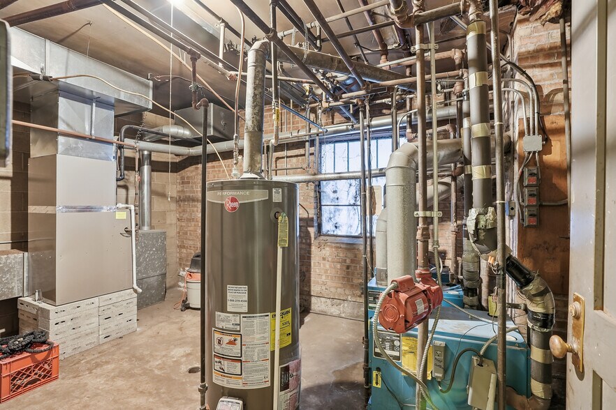 More Photos Of 10835 S Western Ave, Chicago Apartments For Sale