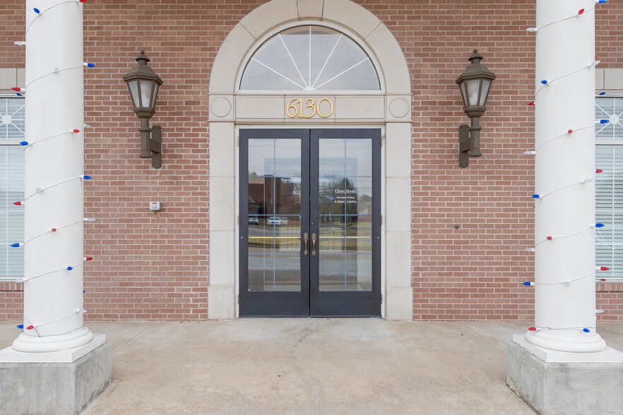 More Photos Of 6130 E 81st St, Tulsa Office For Lease