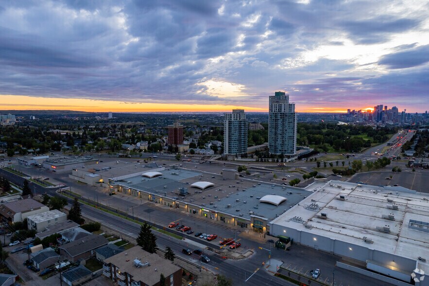 More Photos Of 1002 37th St NW, Calgary Storefront For Lease