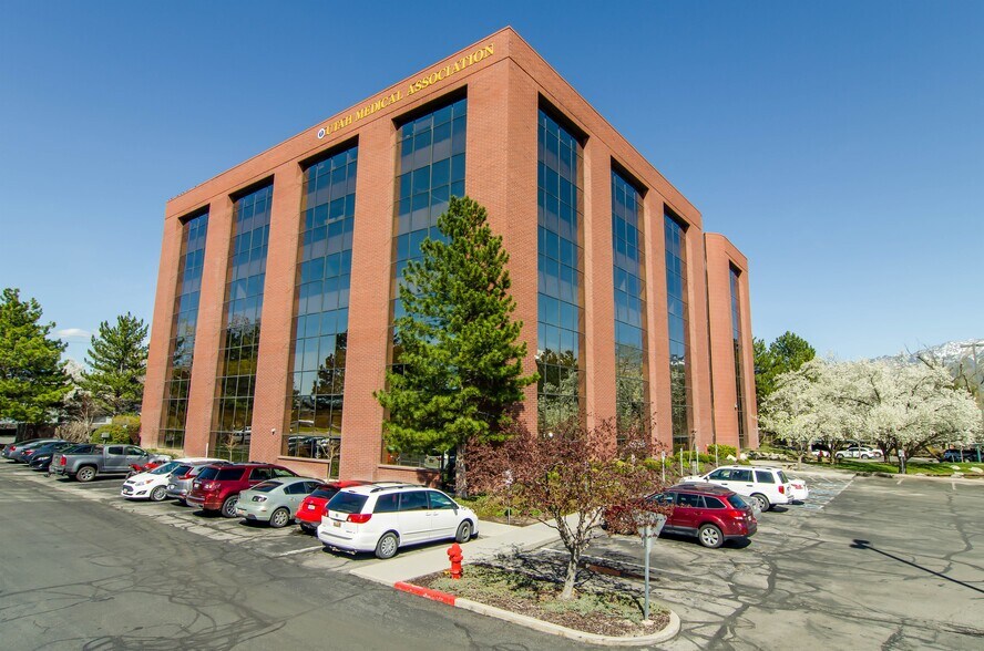 More Photos Of 310 E 4500 S, Murray Office For Lease