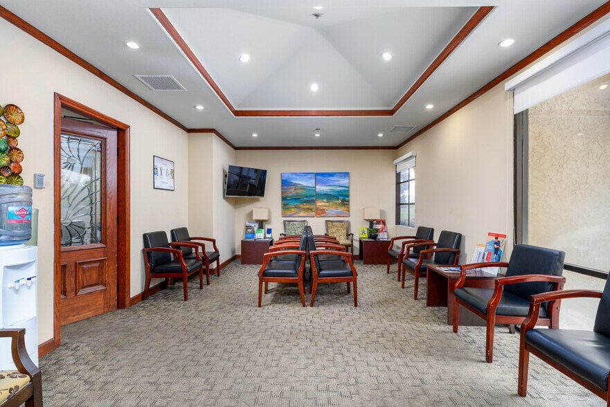 More Photos Of 1100 Paseo Camarillo, Camarillo Office For Sale