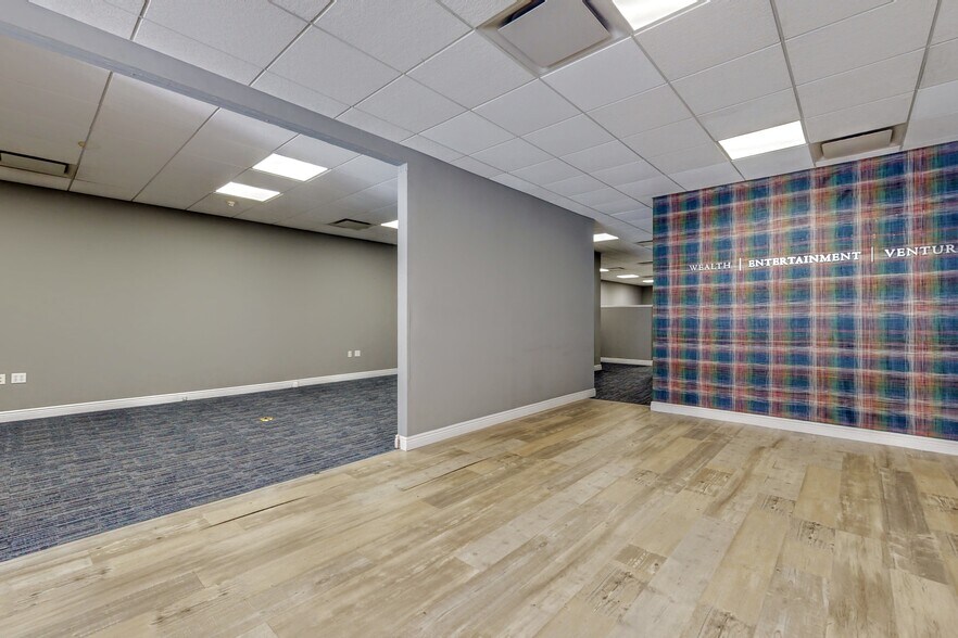 More Photos Of 7 E Central Ave, Pearl River Storefront For Lease