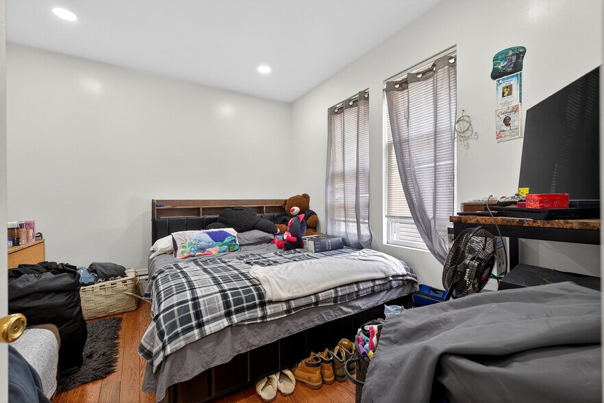 More Photos Of 497 Avenue A, Bayonne Apartments For Sale