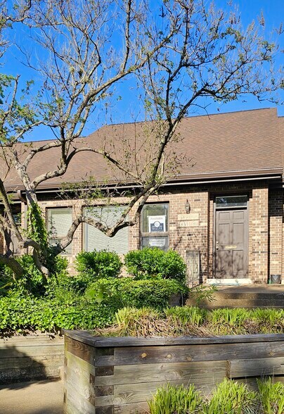 Primary Photo Of 1311 Jamestown Rd, Williamsburg Office For Sale