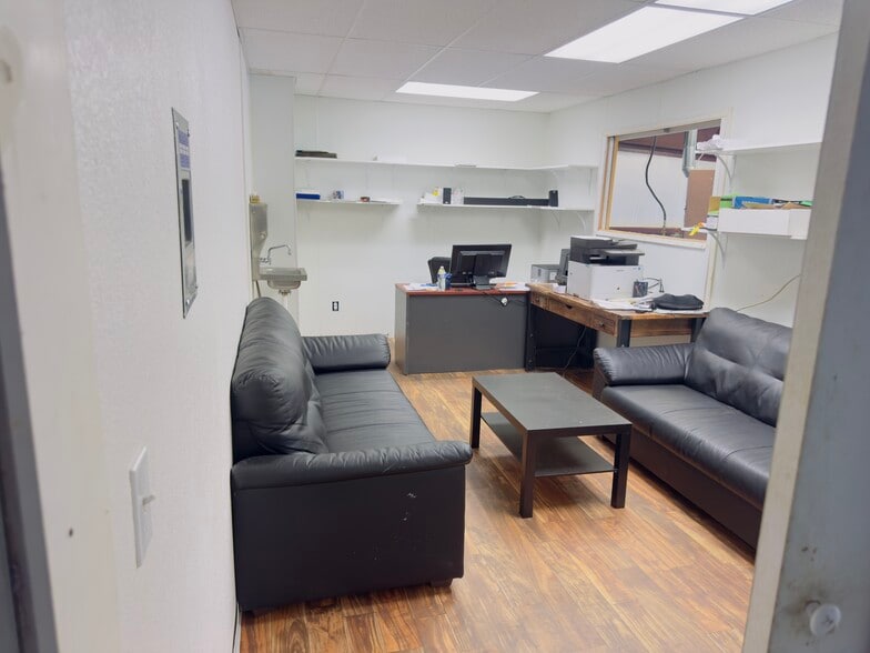 More Photos Of 765 N Telluride B15 st, Aurora Industrial For Sale