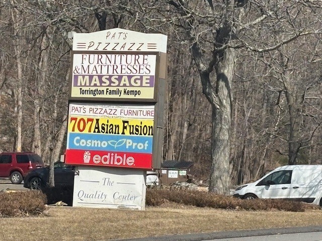 More Photos Of 683-709 Winsted Rd, Torrington Storefront For Lease