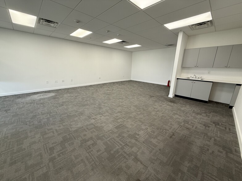 More Photos Of 2980 NE 207th St, Aventura Office Residential For Lease