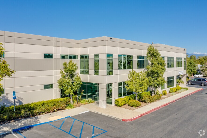 Primary Photo Of 11 Goddard, Irvine Light Manufacturing For Lease