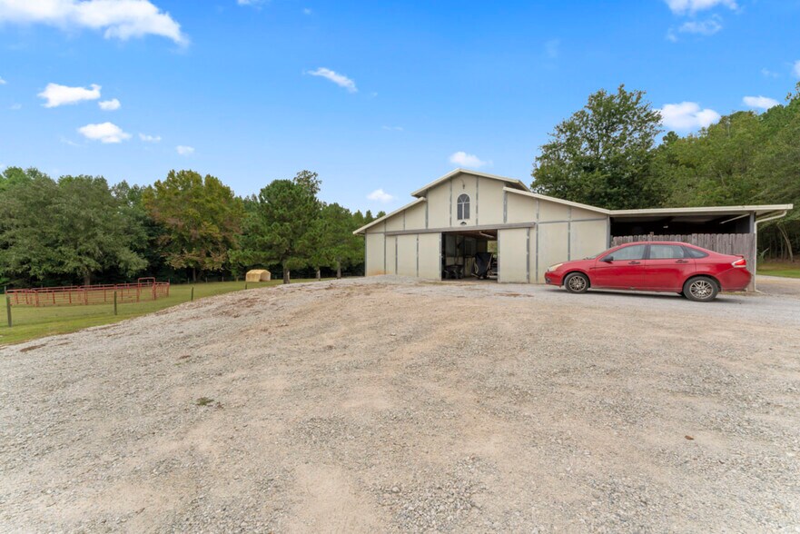 More Photos Of 10560 Lake Royale Rd, Spring Hope Specialty For Sale