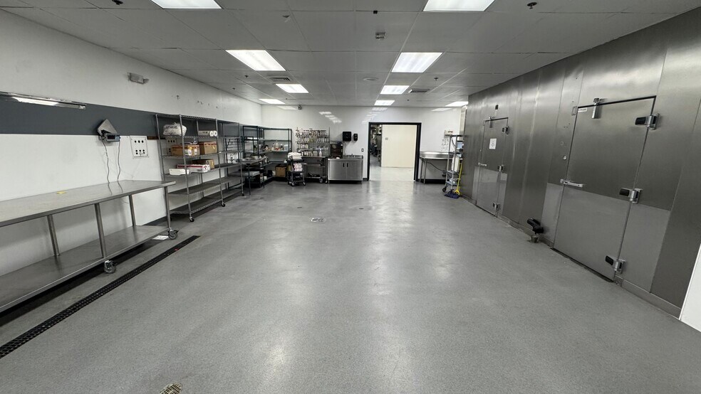 More Photos Of 2227 Welbilt Blvd, New Port Richey Office For Sale